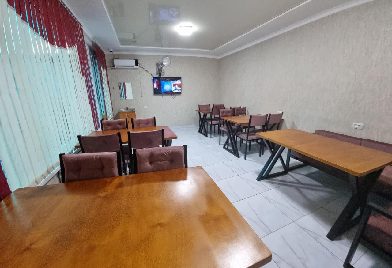 Hostel Sulaiman-Too Oš Exteriér fotografie