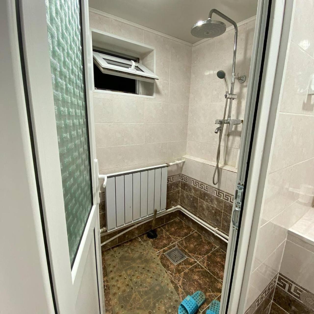 Hostel Sulaiman-Too Oš Pokoj fotografie